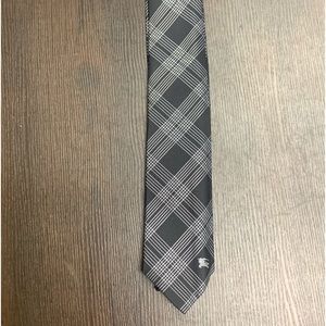 Burberry Tie. Black with pattern.